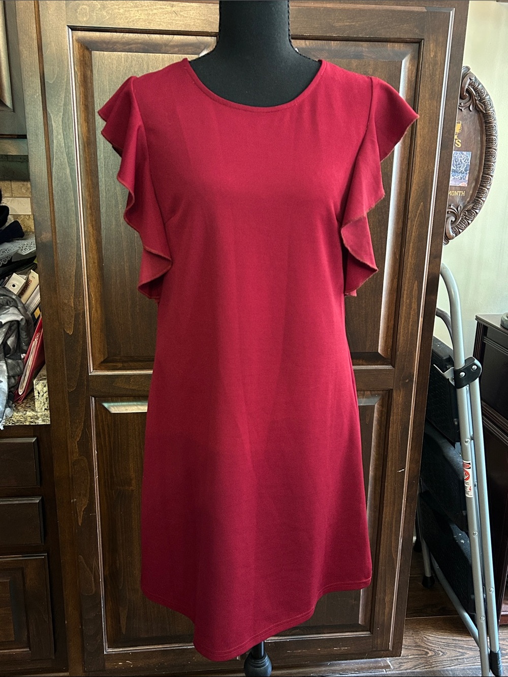 Arianna by Howard’s Sz S Burgundy Ruffle Sleeve Shift Dress